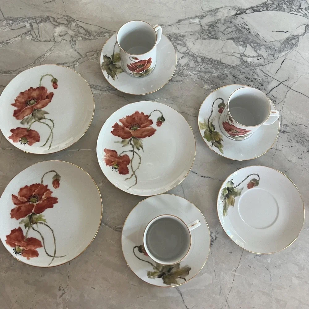 Set of 3 dessert plate, cups & saucers plus bonus- hand painted Poppy‎ in Japan